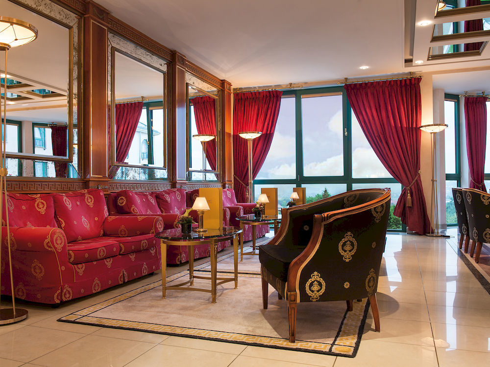 Victor'S Residenz-Hotel Schloss Berg Nennig Kültér fotó Lobby
