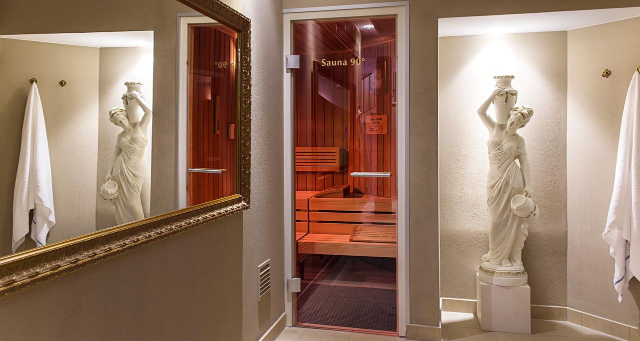 Victor'S Residenz-Hotel Schloss Berg Nennig Szoba fotó Sauna