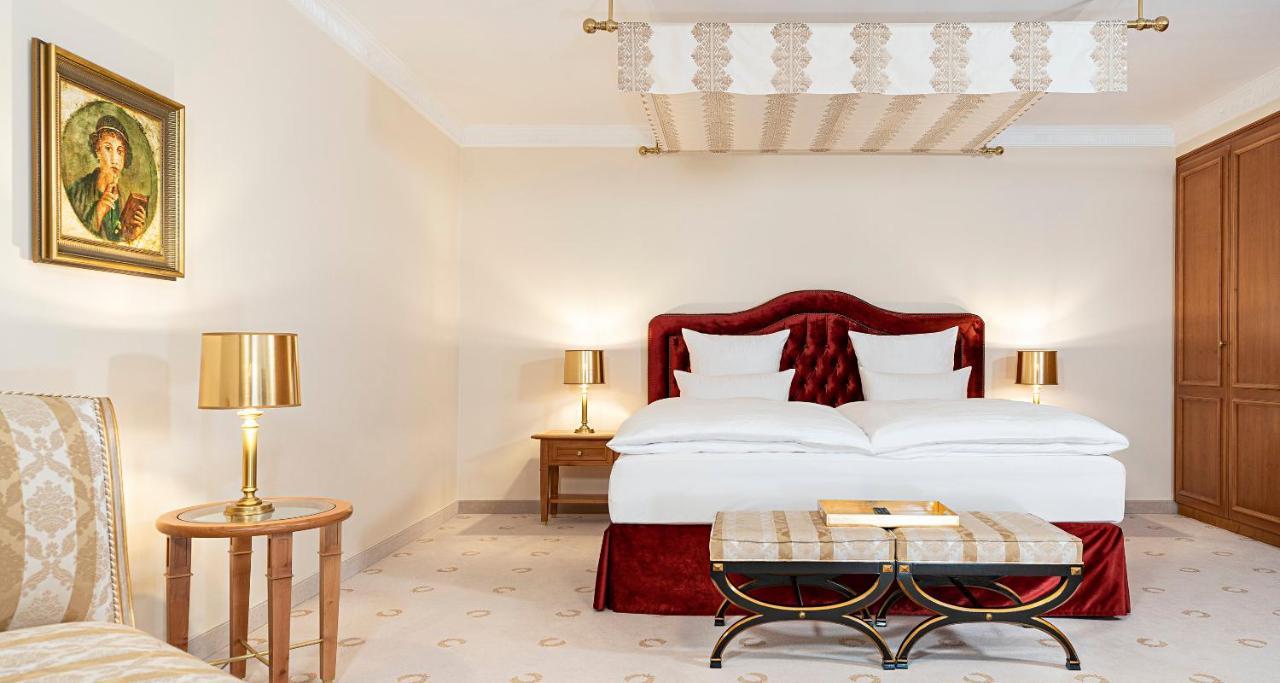 Victor'S Residenz-Hotel Schloss Berg Nennig Kültér fotó